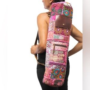 vintage addiction | white patchwork yoga bag